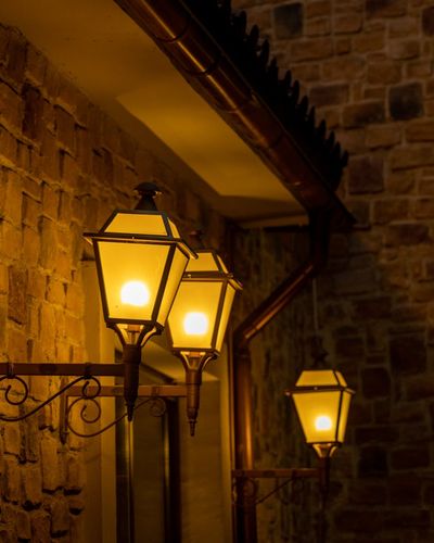 Relaxed atmosphere with warm lighting for eyes rest